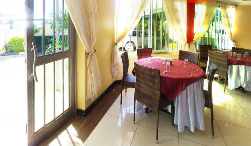 Royal City Dubai Complex Kisumu Luaran gambar