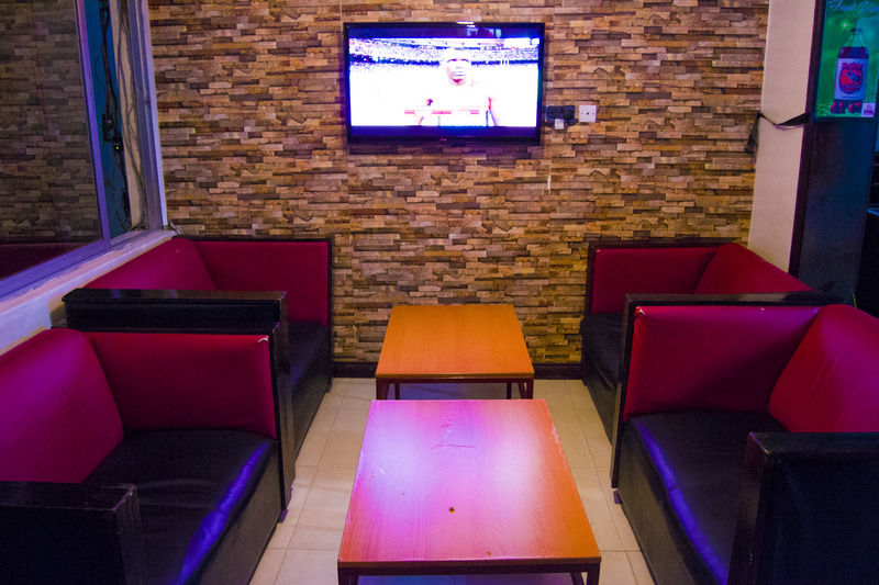 Royal City Dubai Complex Kisumu Luaran gambar