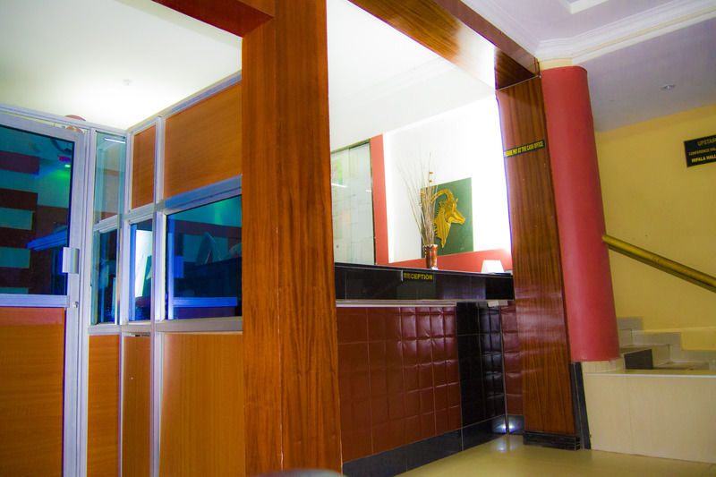 Royal City Dubai Complex Kisumu Luaran gambar