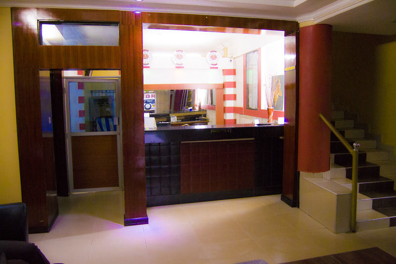 Royal City Dubai Complex Kisumu Luaran gambar