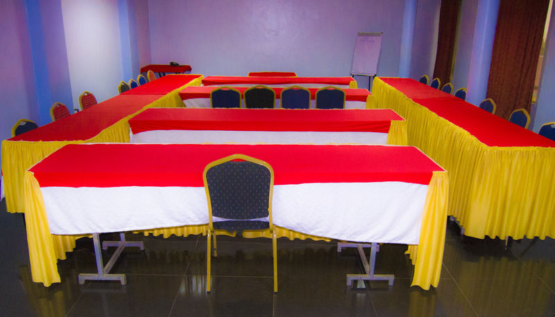 Royal City Dubai Complex Kisumu Luaran gambar