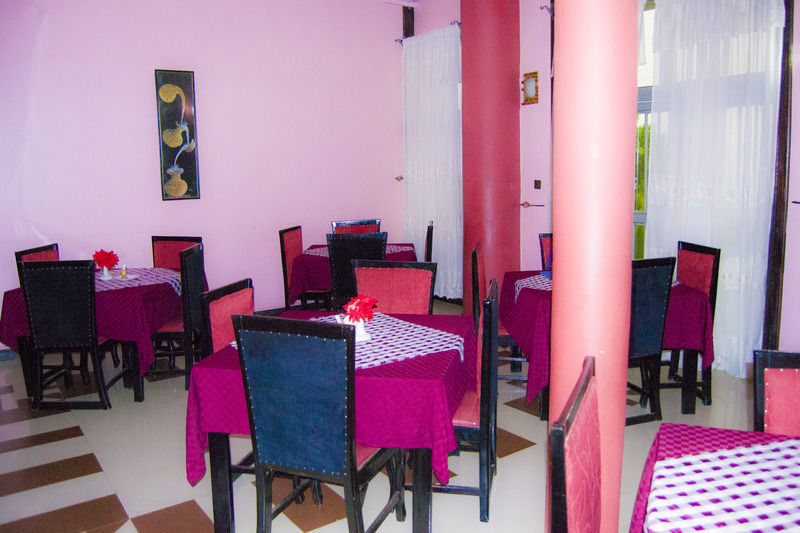 Royal City Dubai Complex Kisumu Luaran gambar