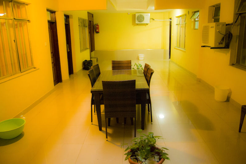 Royal City Dubai Complex Kisumu Luaran gambar