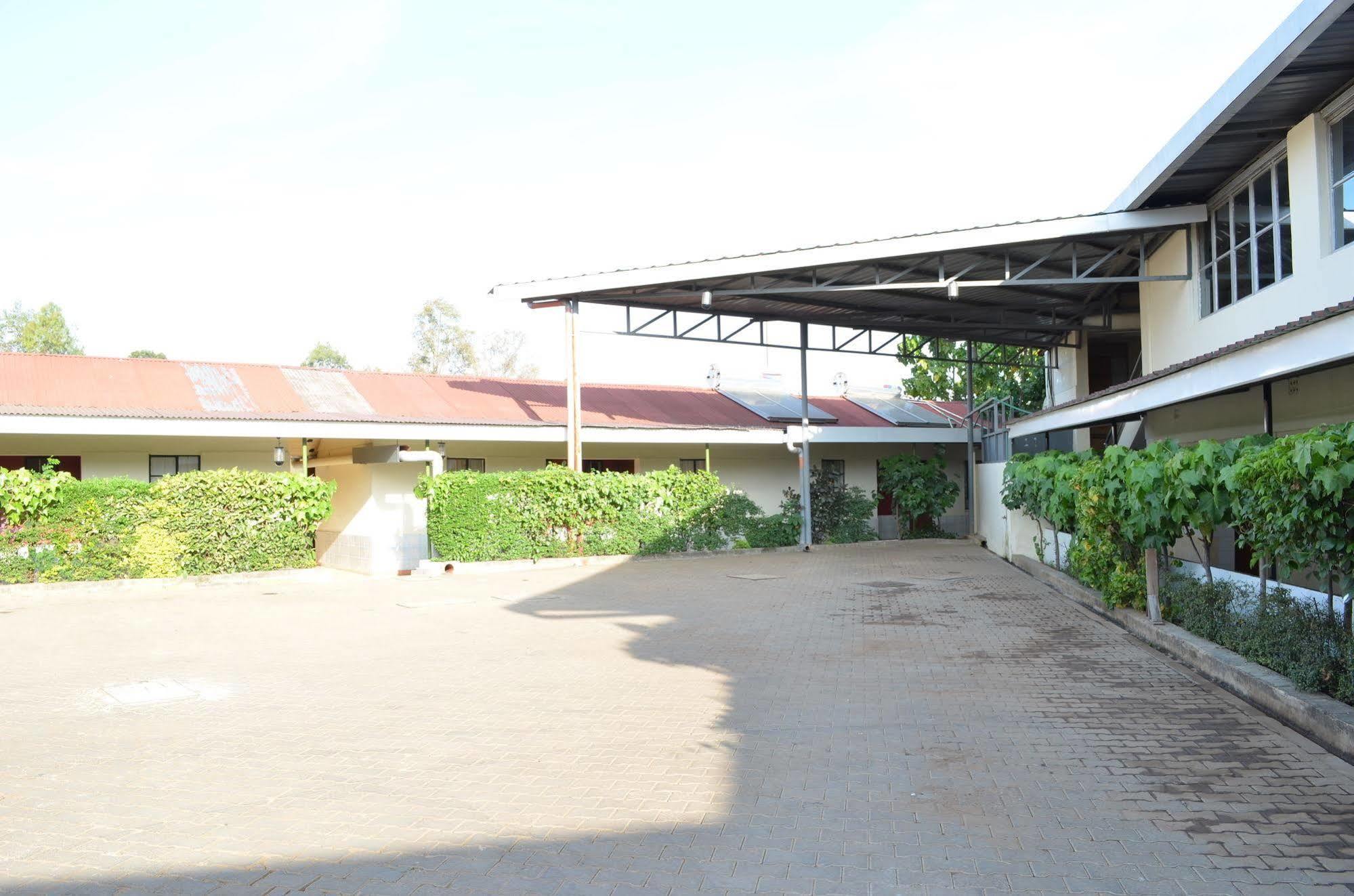 Royal City Dubai Complex Kisumu Luaran gambar