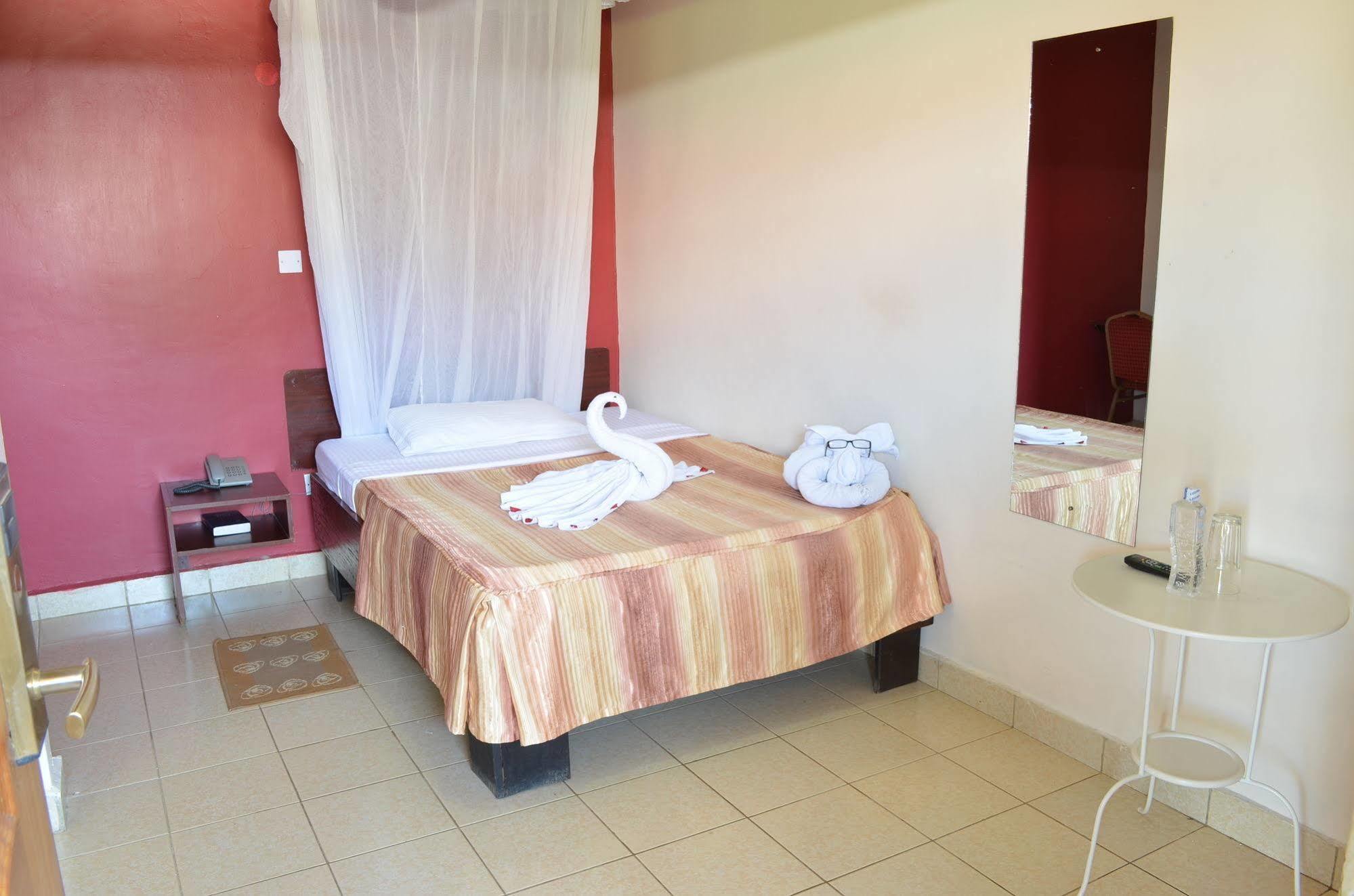 Royal City Dubai Complex Kisumu Luaran gambar